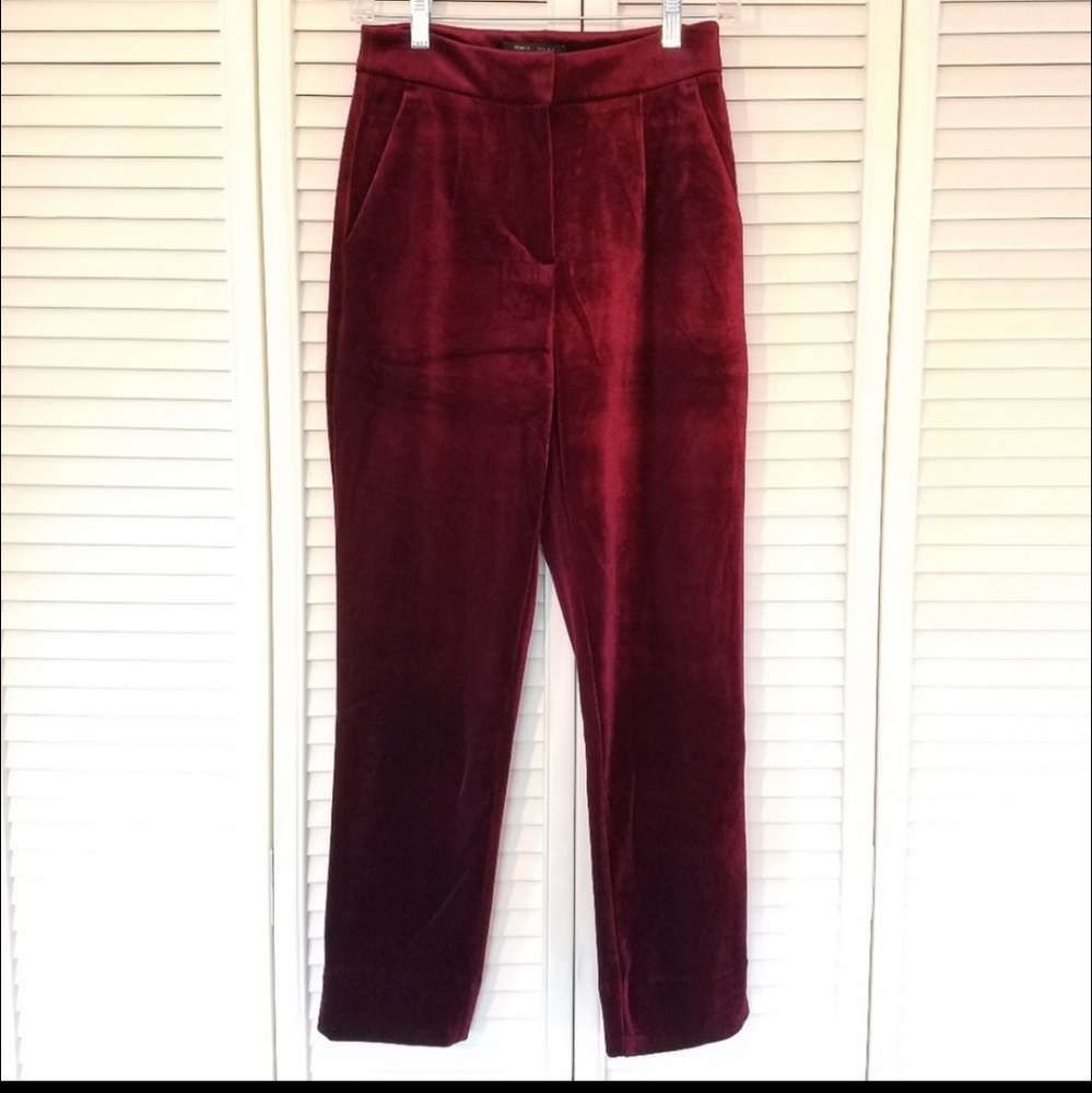 Romeo & Juliet Couture velvet pants size s